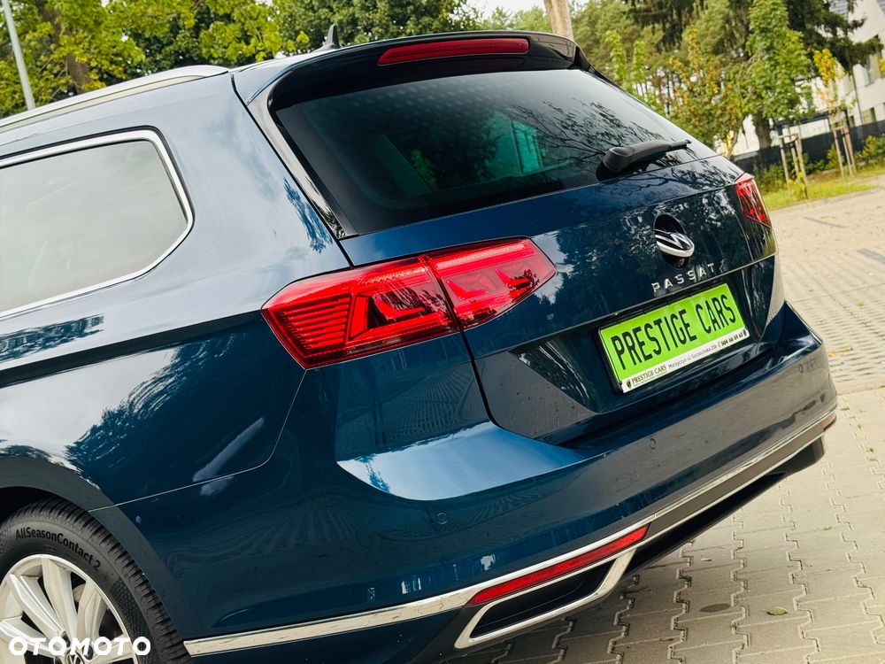 Volkswagen Passat 2.0 TDI SCR Highline - 22