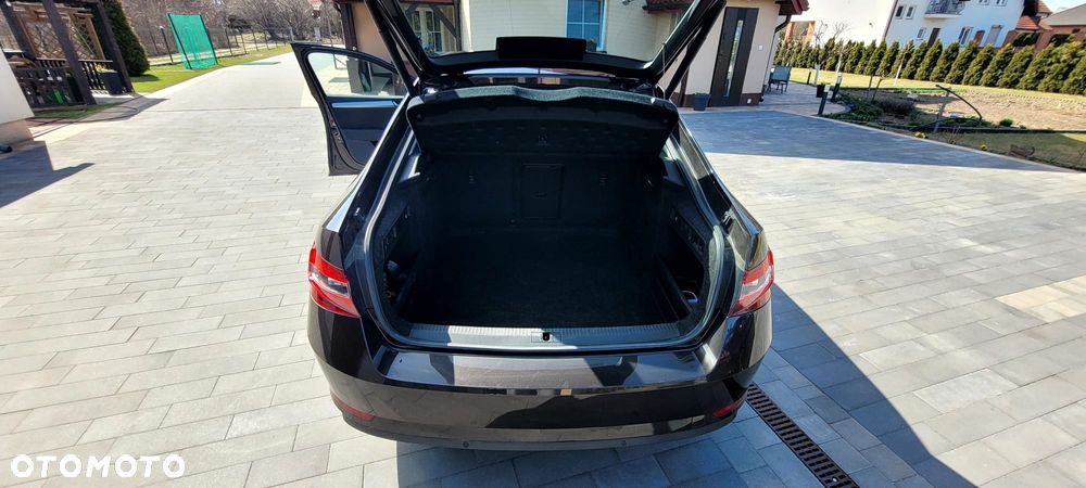 Skoda Superb 1.5 TSI ACT Ambition - 12