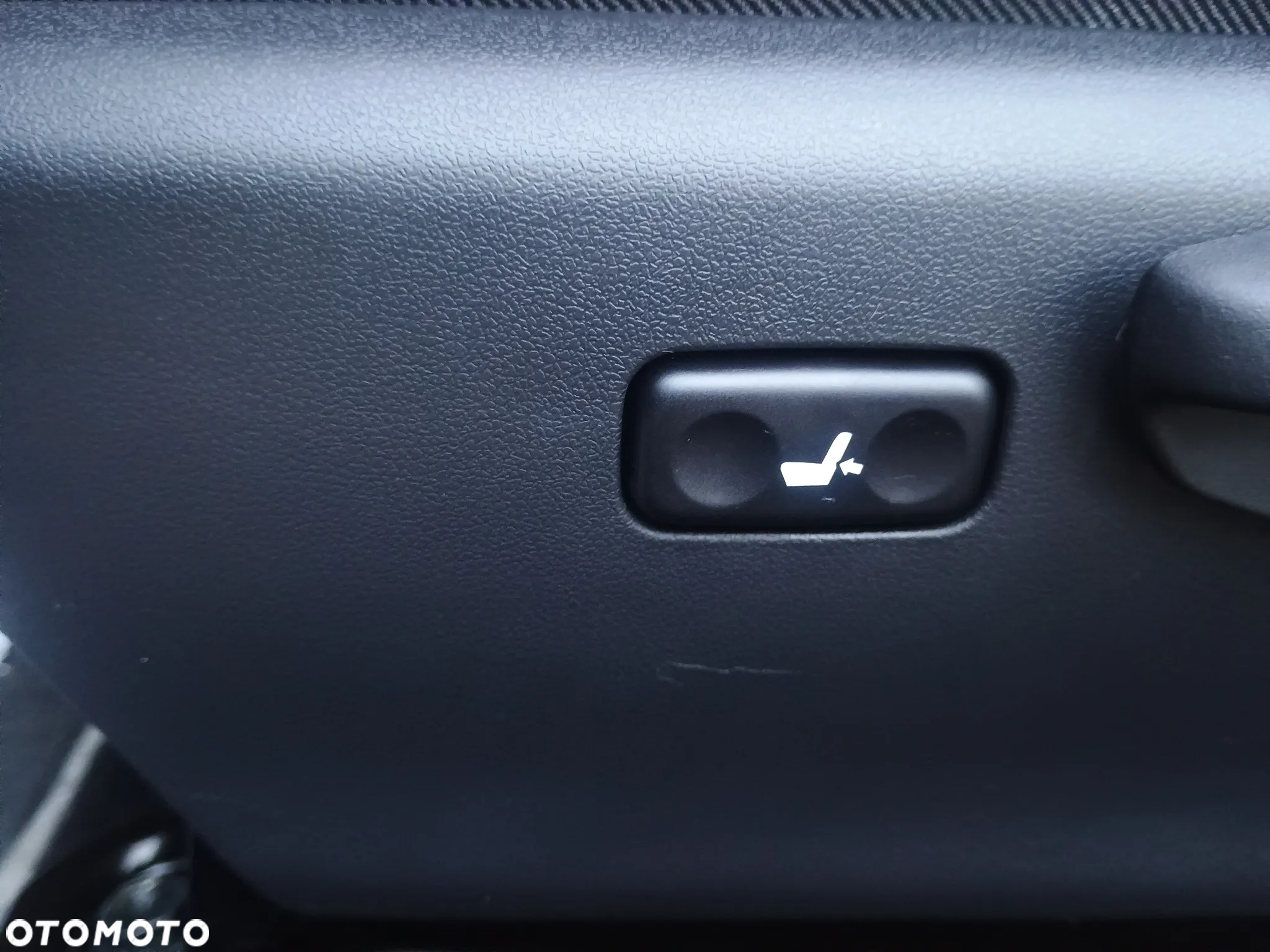 Toyota Auris 1.8 VVT-i Hybrid Automatik Executive - 20