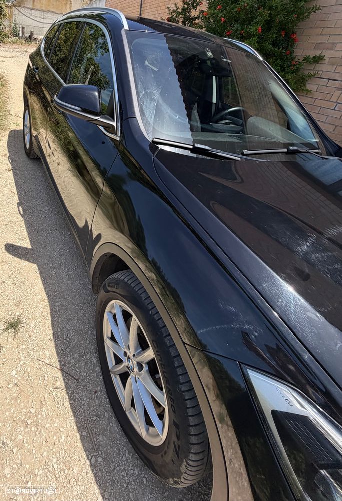BMW X1 18 d sDrive Auto Line Sport - 13