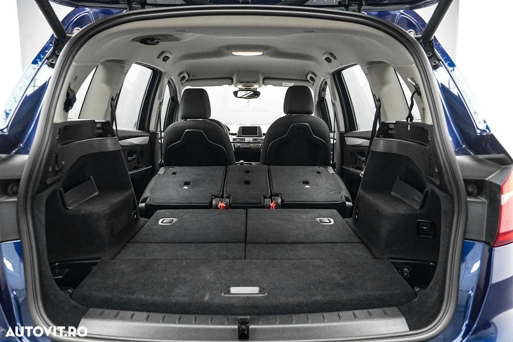 BMW Seria 2 216d Luxury Line - 28