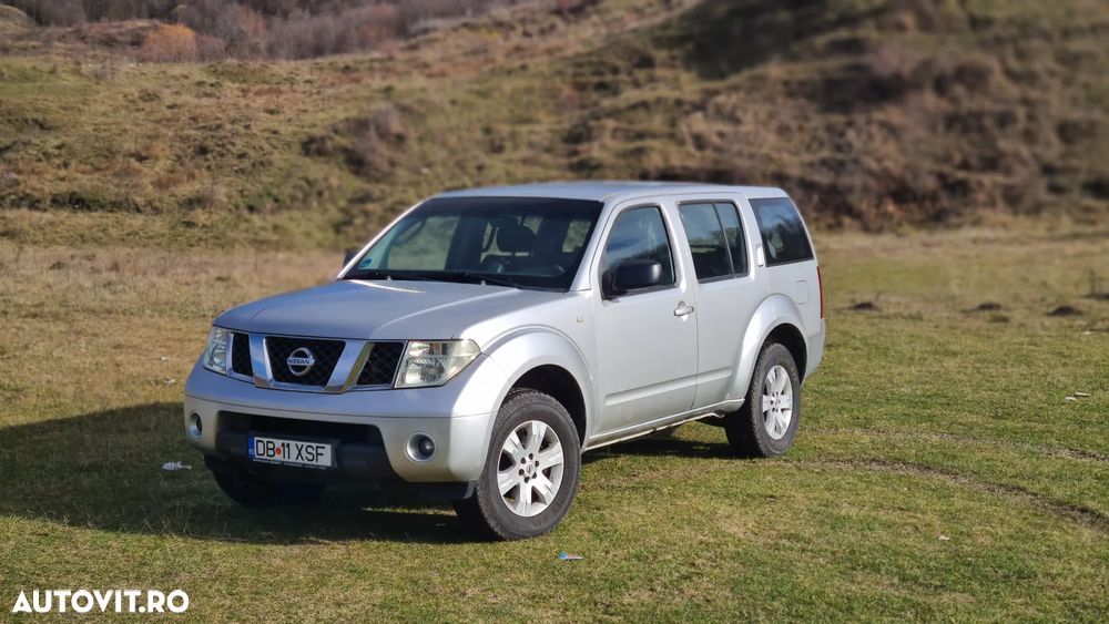 Nissan Pathfinder 2.5 dCi Comfort - 1