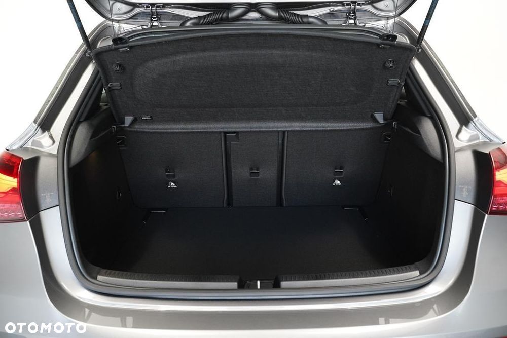 Mercedes-Benz Klasa A 200 7G-DCT AMG Line - 7