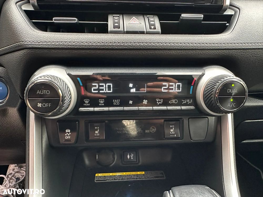 Toyota RAV4 - 22