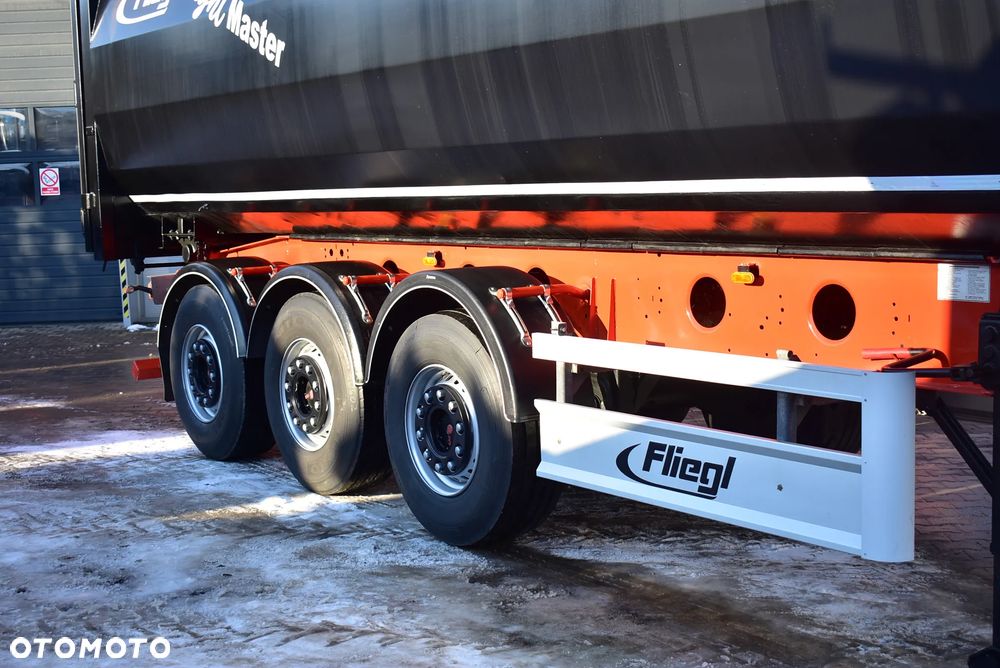 Fliegl Wywrotka / 55 m³/ Klapo-Drzwi/2 x Szybr/ S.A.F / Oś podnoszona / Sprowadzona z Niemiec ! - 8