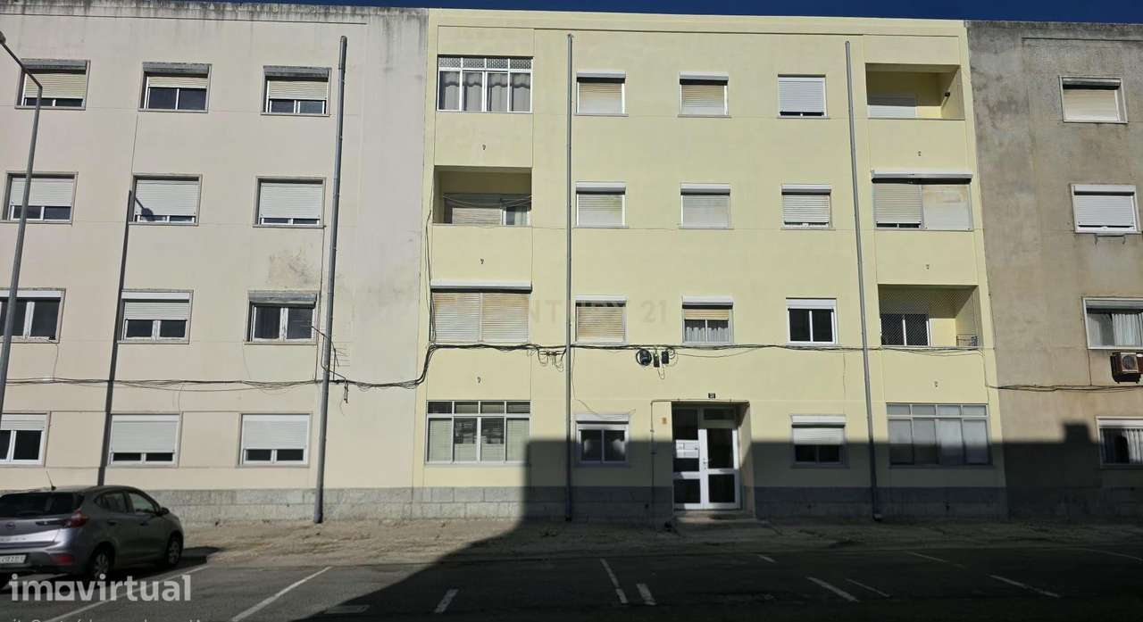 Apartamento T3 | Rio de Mouro - com contrato de arrendamento em vigor - Grande imagem: 3/6