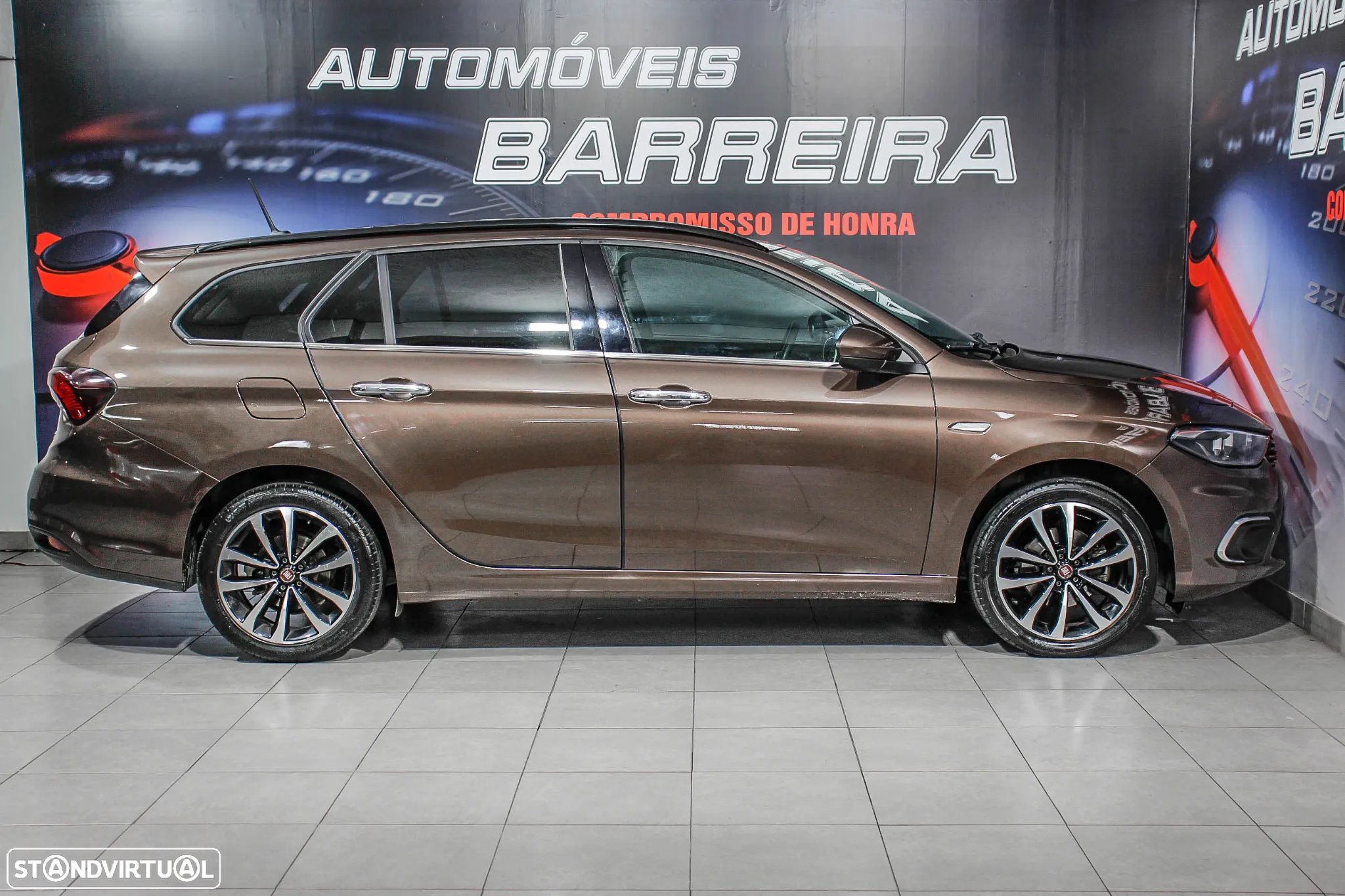 Fiat Tipo Station Wagon 1.6 M-Jet Lounge - 16