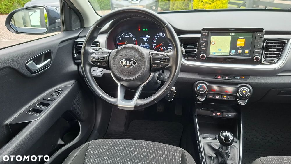 Kia Stonic - 10