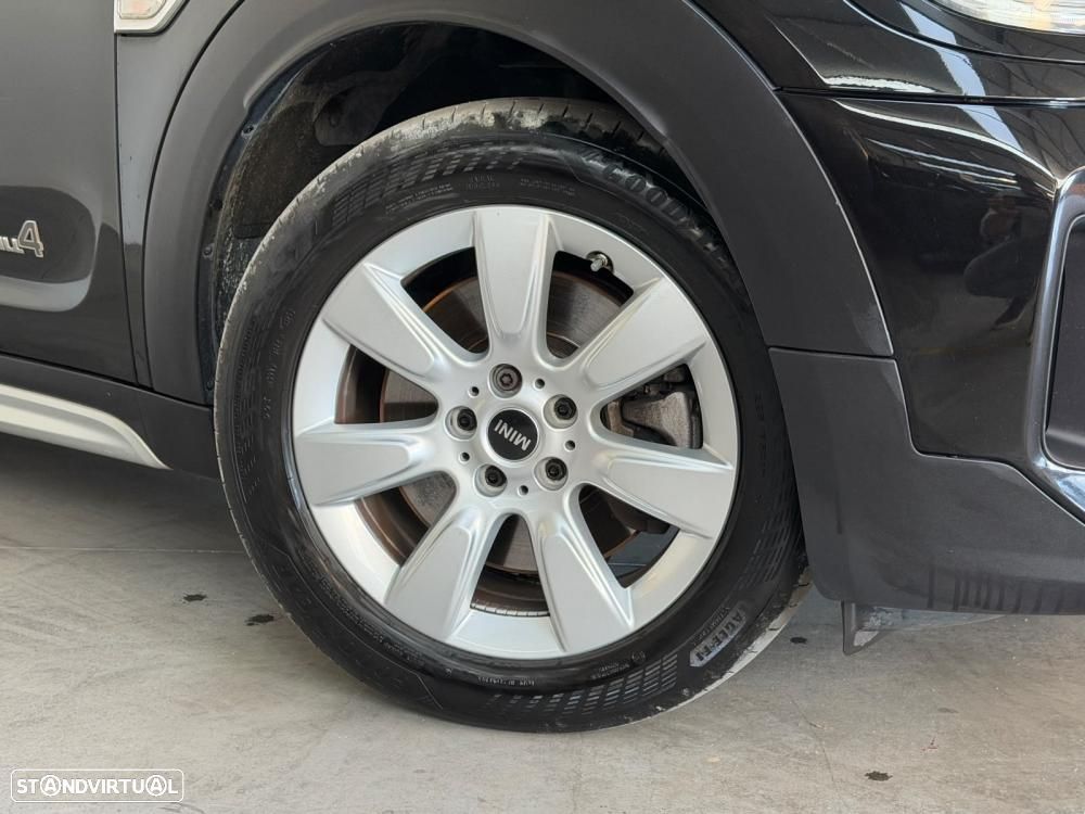 MINI Countryman Cooper SE Premium Essential Auto - 5
