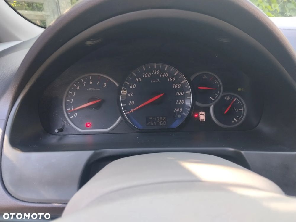 Mitsubishi Grandis 2.4 Intense - 8