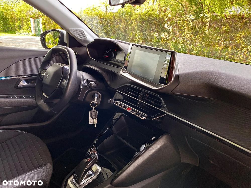 Peugeot 208 Benzin 100 Style - 12