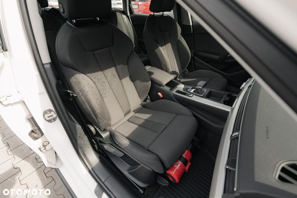 Audi A4 Allroad - 16