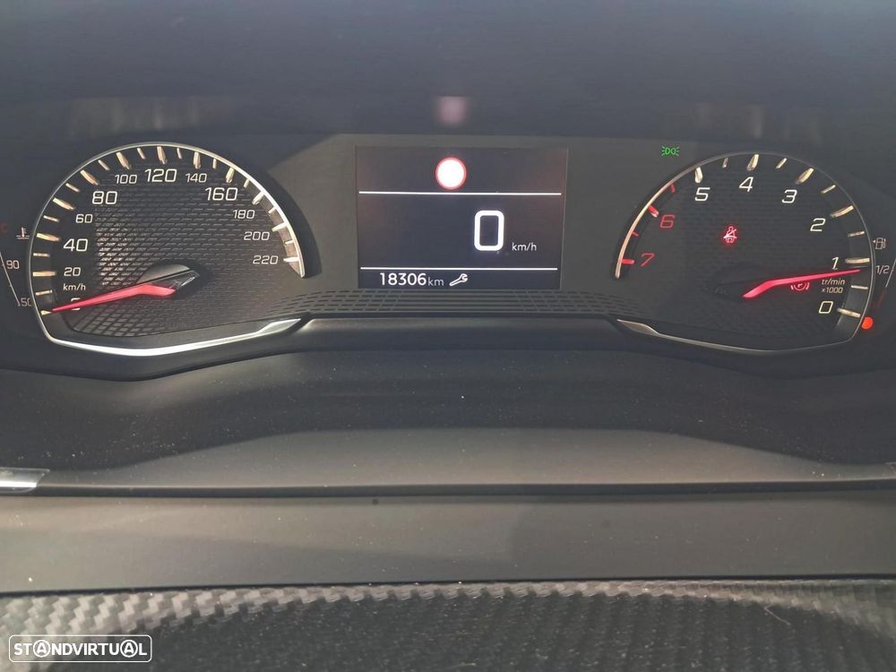 Peugeot 2008 1.2 Style - 18