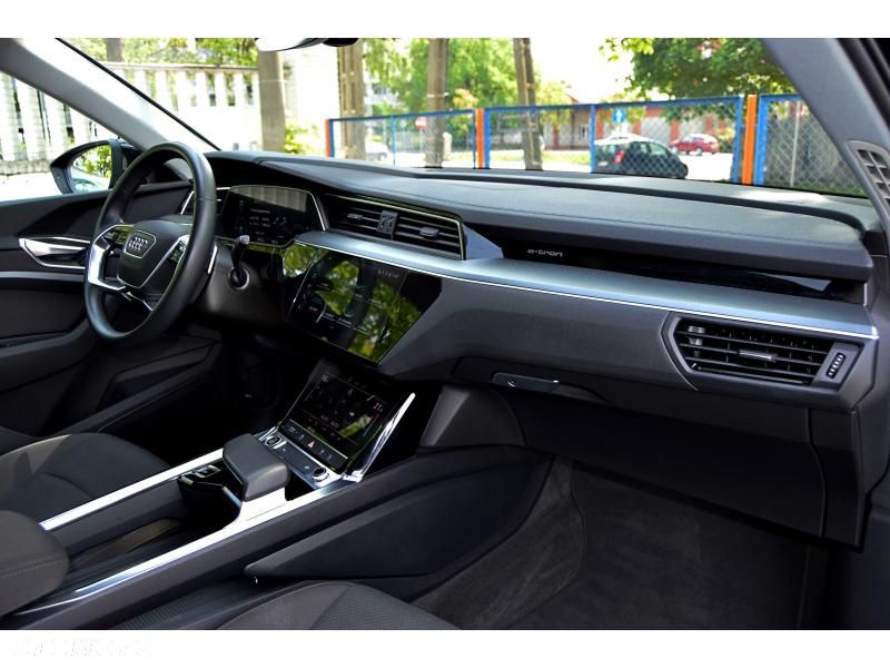 Audi e-tron 50 Quattro - 12