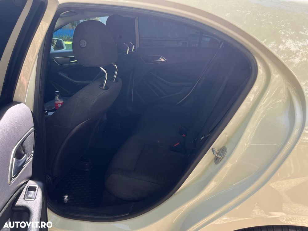 Mercedes-Benz A 160 CDI - 10