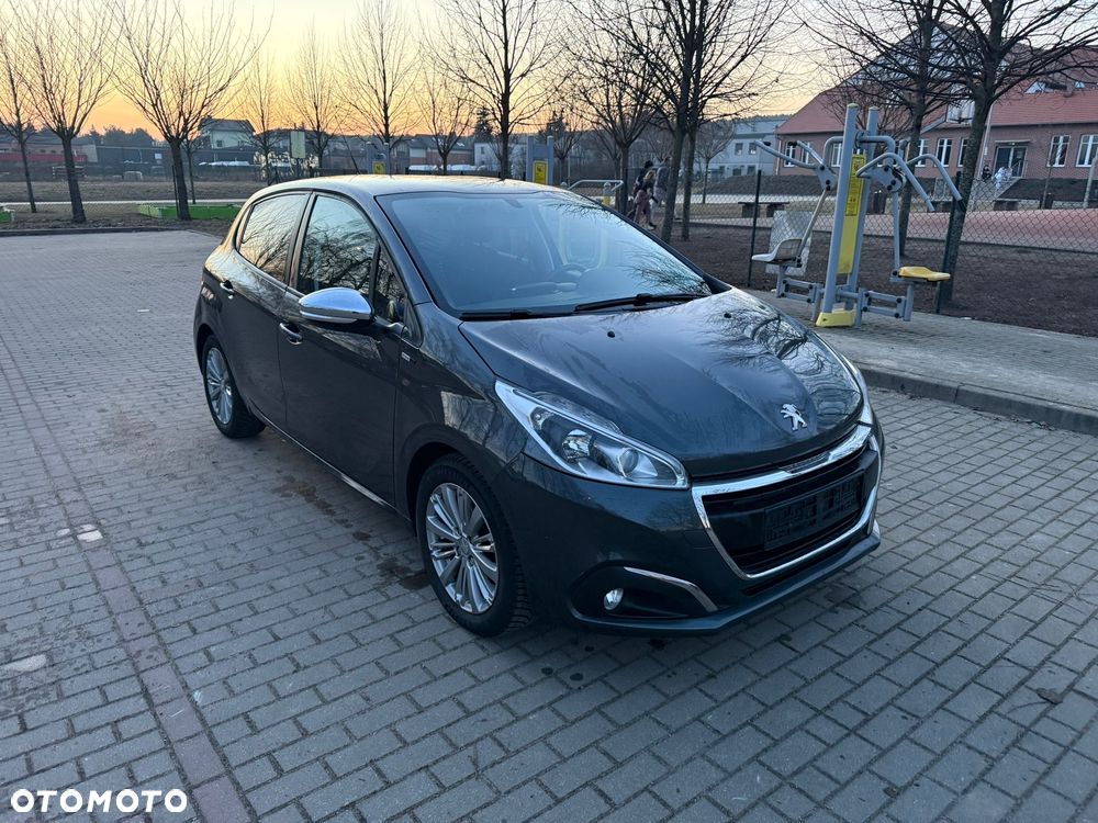 Peugeot 208 1.2 PureTech Style - 2
