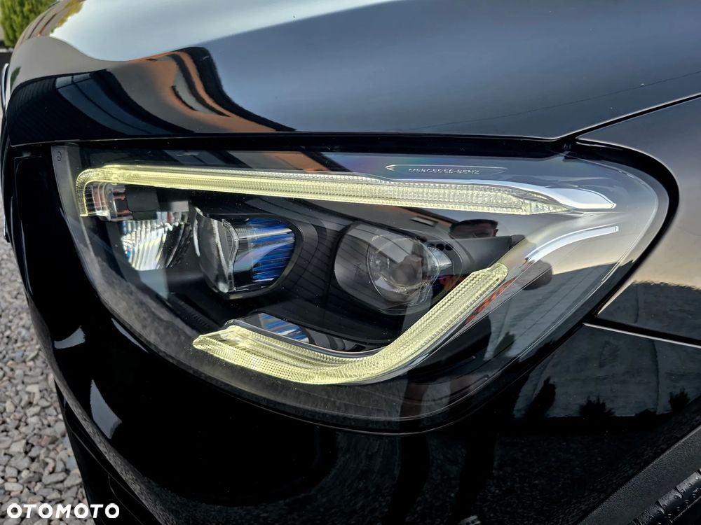 Mercedes-Benz GLC - 29