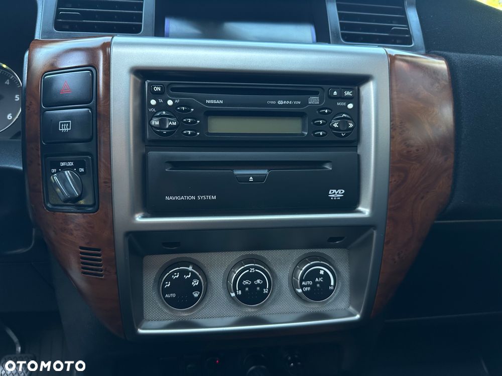 Nissan Patrol 3.0 DiT Luxury - 32