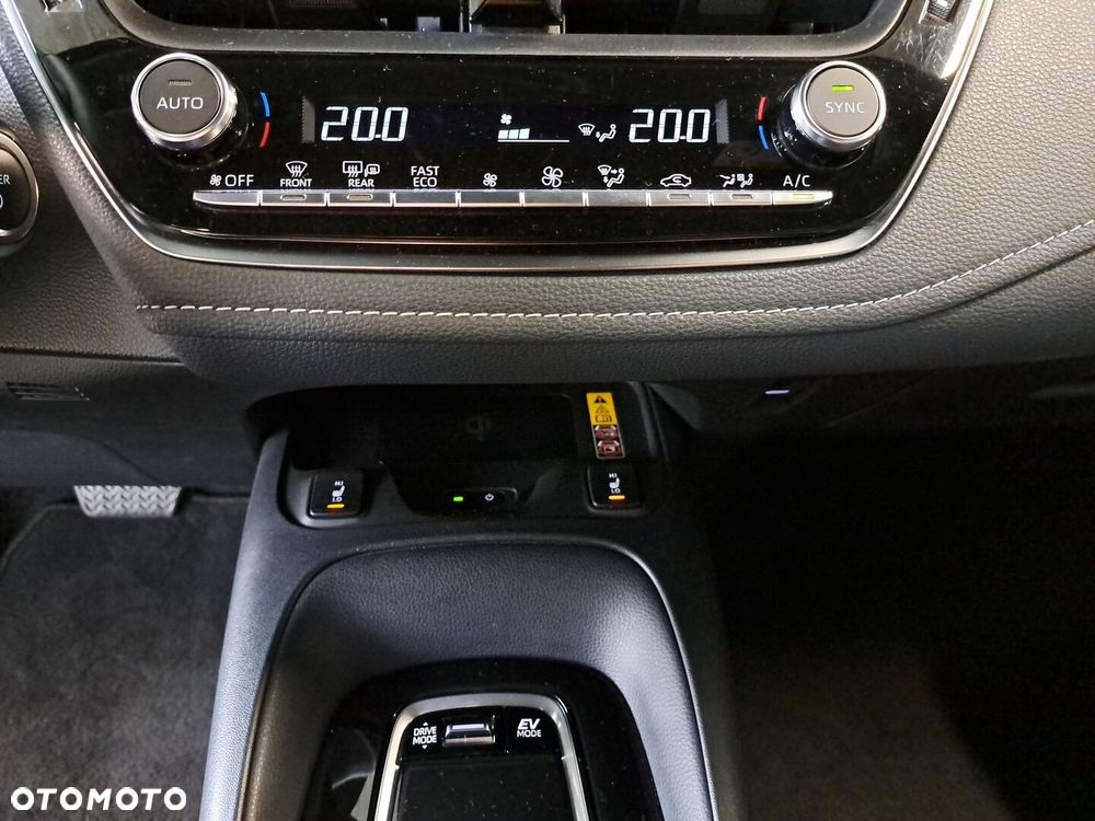 Toyota Corolla 1.8 Hybrid Comfort - 27