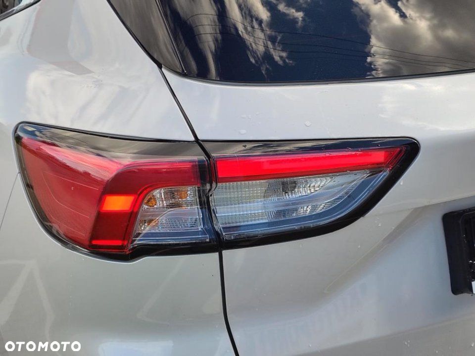Ford Kuga - 11