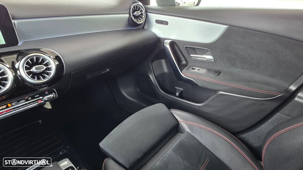 Mercedes-Benz A 180 d AMG Line Aut. - 30