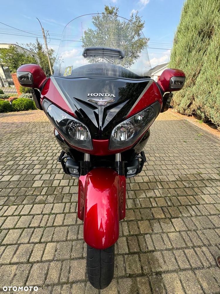 Honda GL - 5