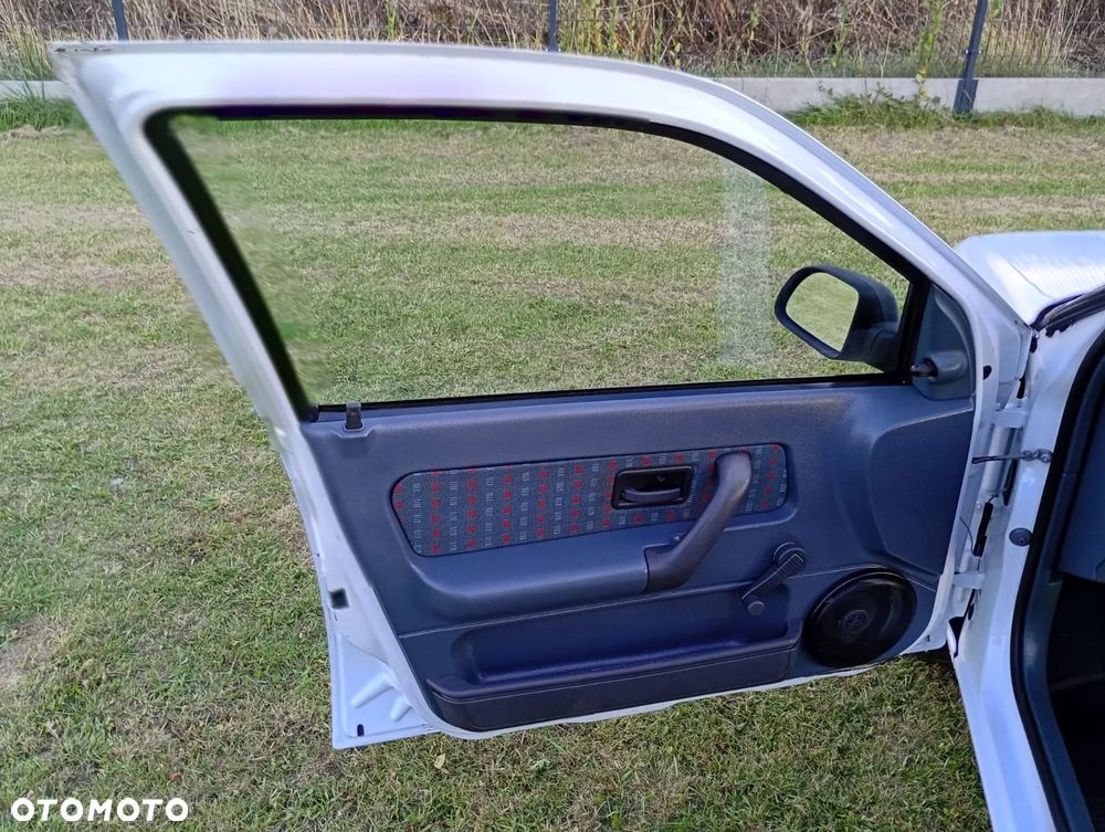 Renault Clio - 15