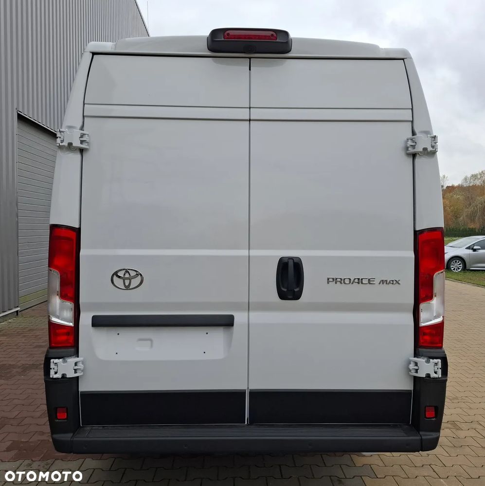 Toyota Proace Max - 7