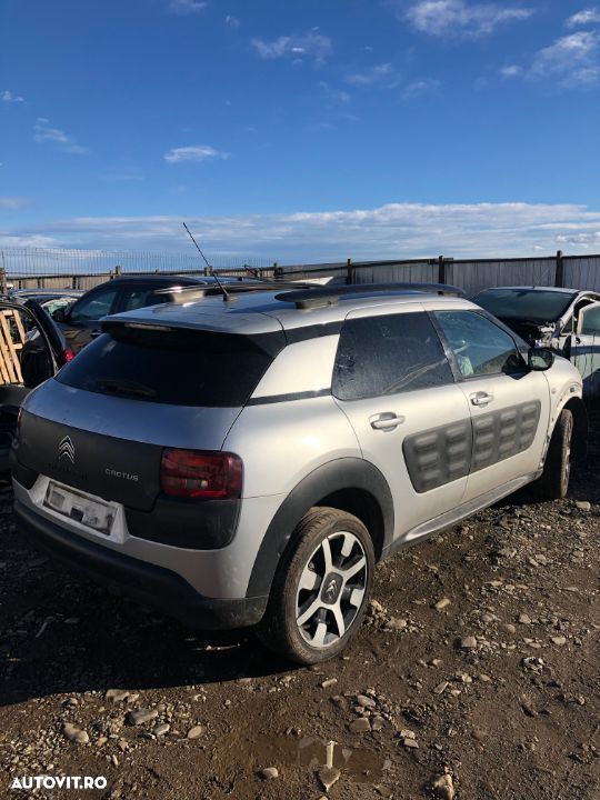 Dezmembrez citroen c4 cactus 2015 Dezmembrez citroen c4 cactus din 2015 - 1