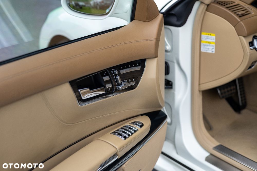 Mercedes-Benz CL 63 AMG 7G-TRONIC - 26