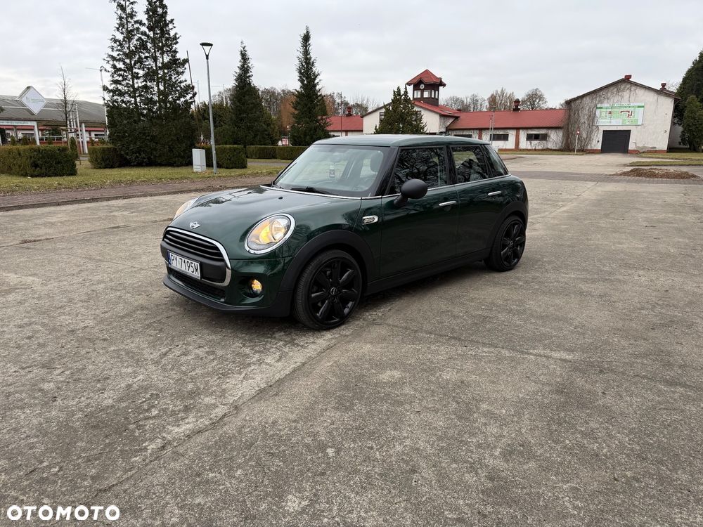 MINI Cooper Standard - 5