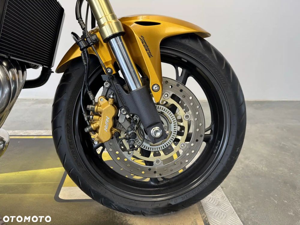 Honda CB - 8
