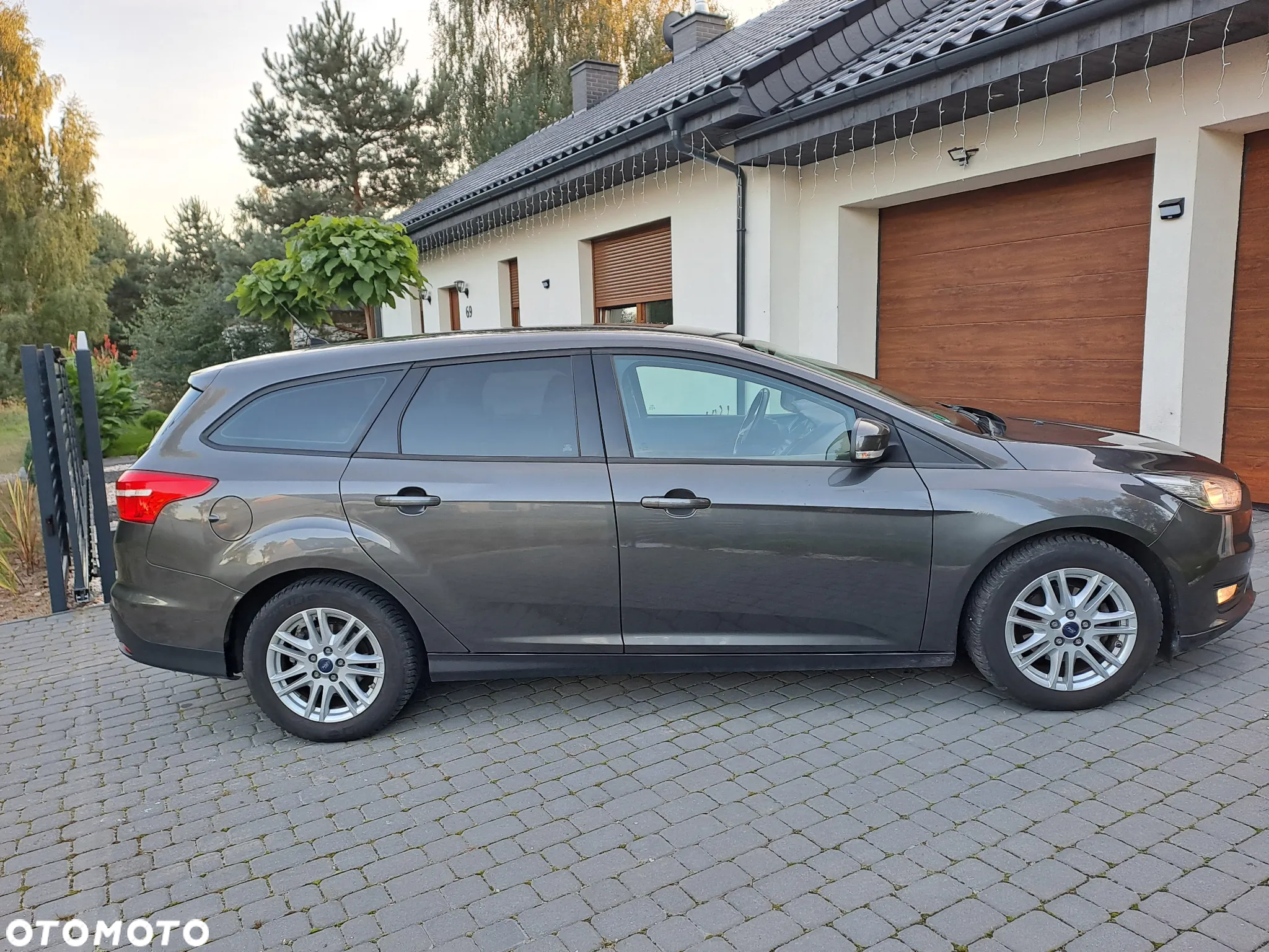 Ford Focus 1.0 EcoBoost Trend Edition - 8