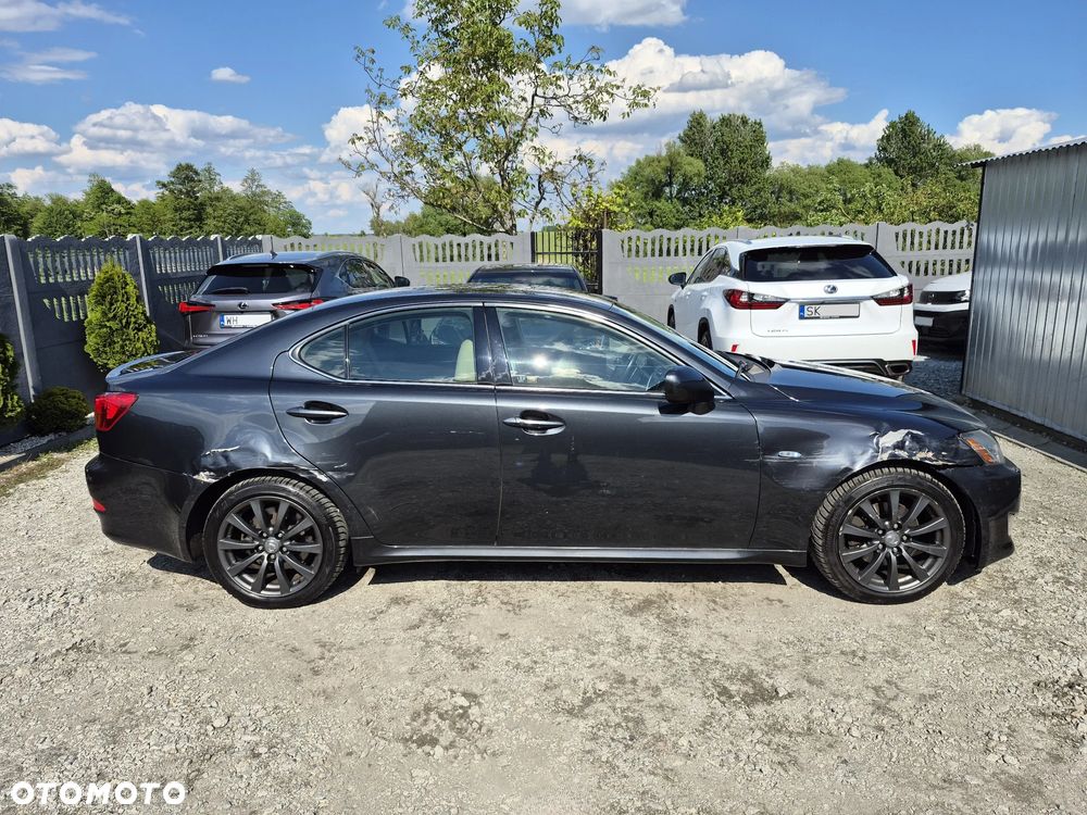 Lexus IS 250 Prestige - 28