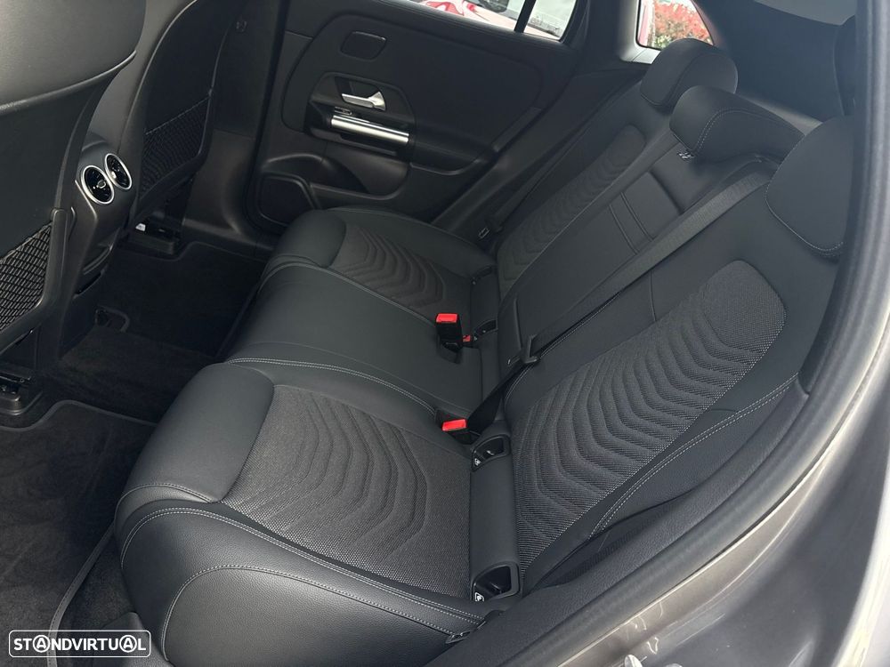 Mercedes-Benz EQA 250+ Progressive - 27