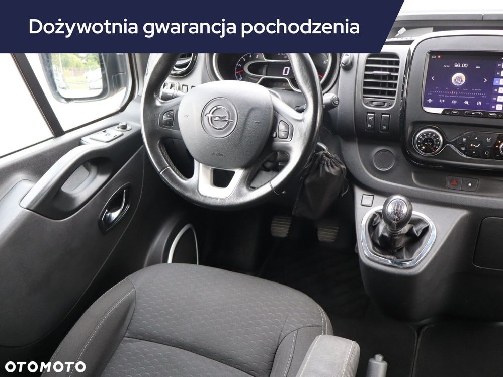 Opel Vivaro - 9