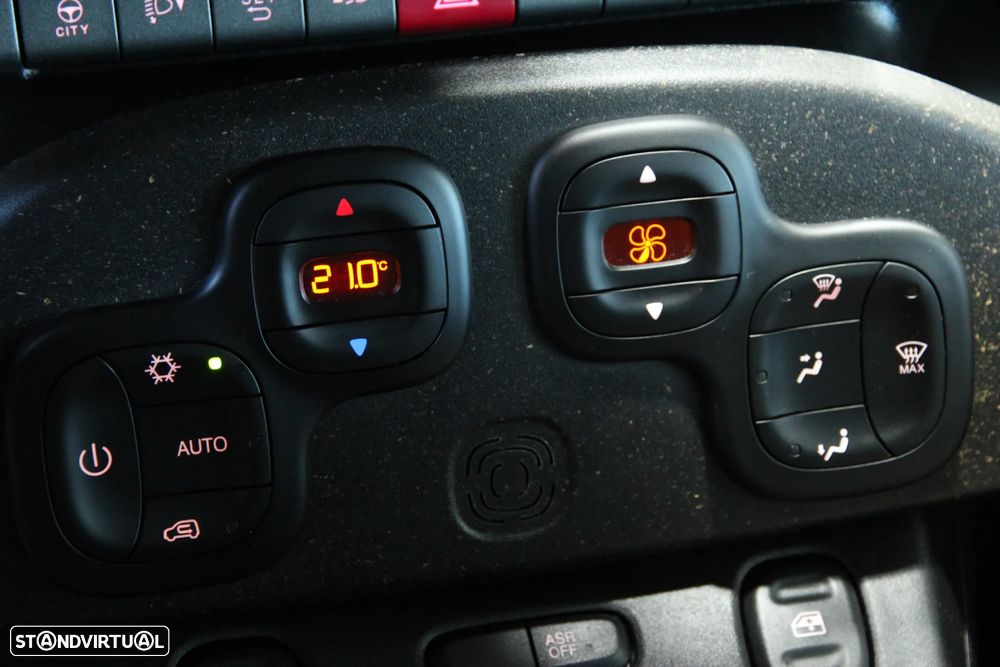 Fiat Panda 1.0 Hybrid Cross - 16