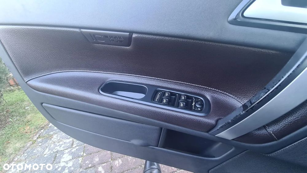 Volvo C70 2.0D Powershift Summum - 25