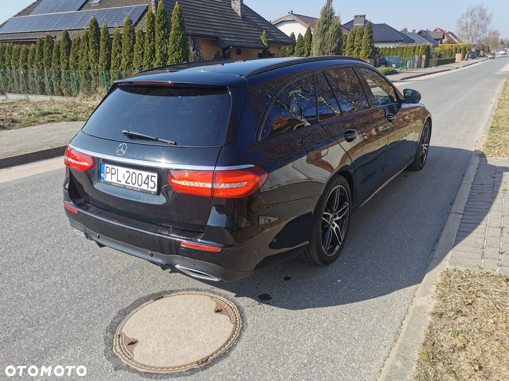 Mercedes-Benz Klasa E 220 d 9G-TRONIC AMG Line - 4