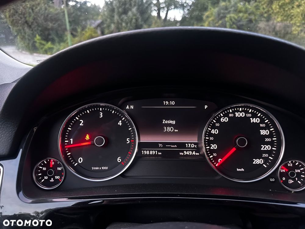 Volkswagen Touareg 3.0 V6 TDI BMT Business Line - 27