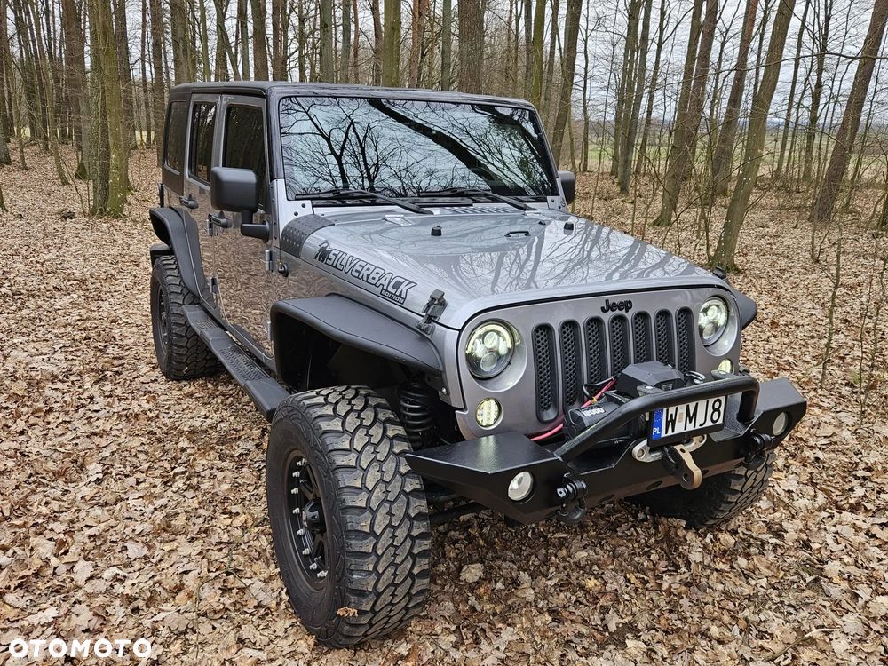 Jeep Wrangler 3.6 Unlim Sahara - 3