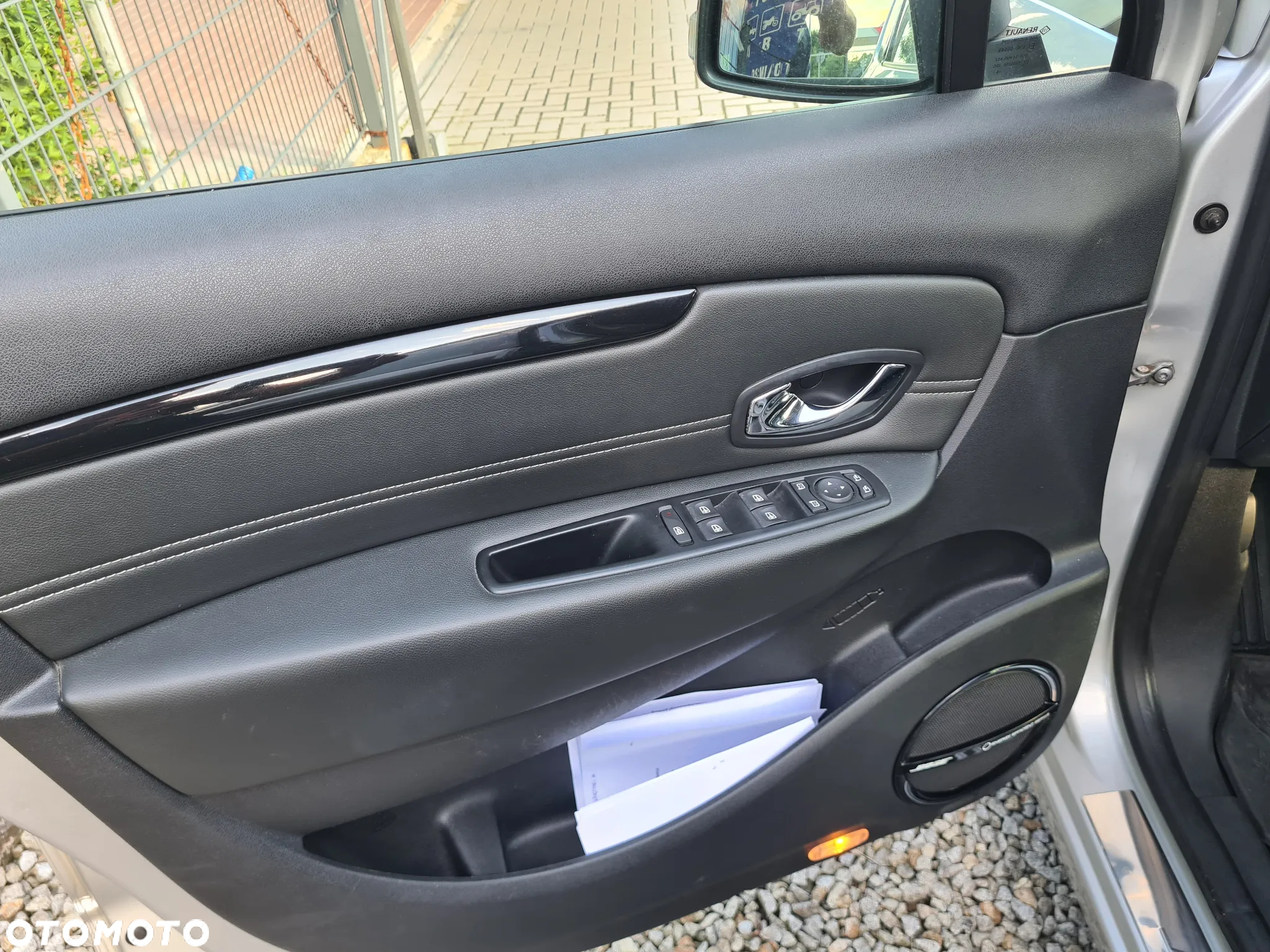 Renault Scenic dCi 160 Bose Edition - 27