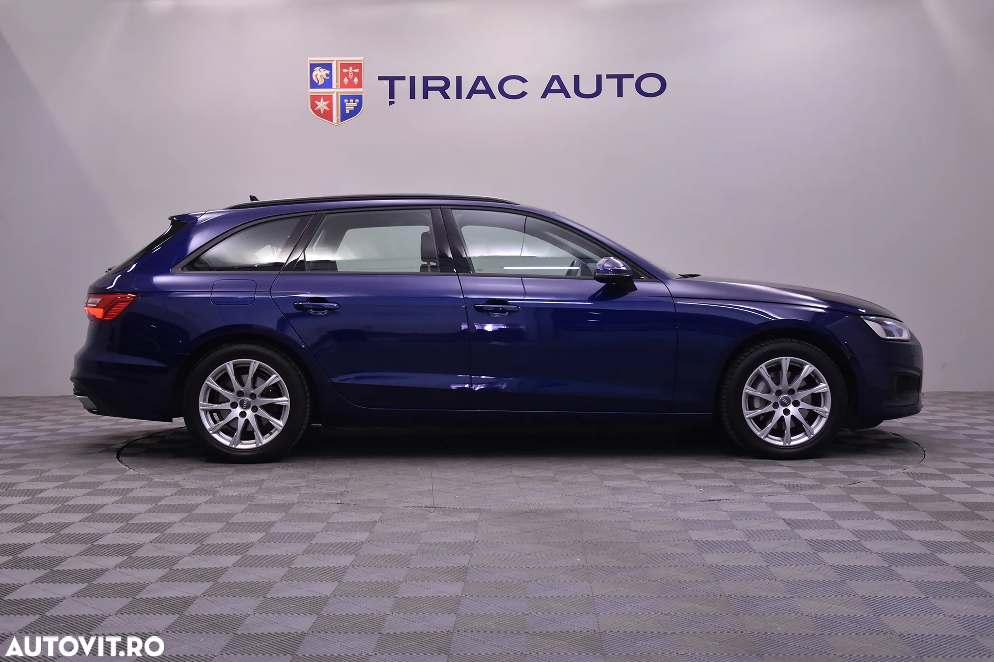 Audi A4 - 6