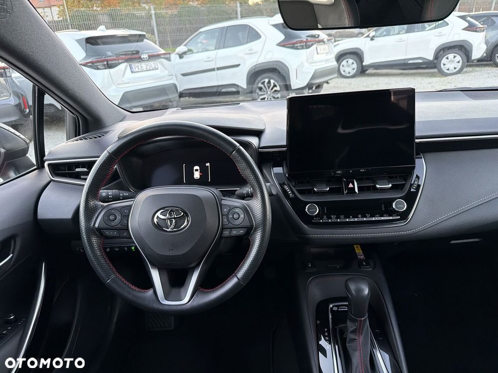Toyota Corolla 1.8 Hybrid GR Sport Dynamic - 12