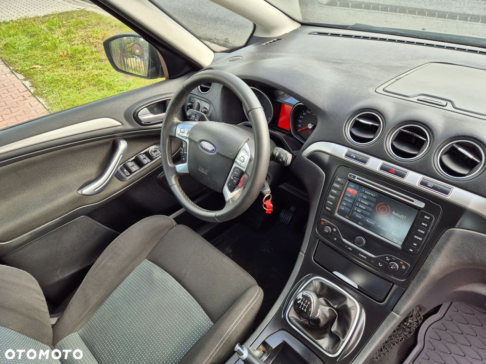 Ford S-Max - 7