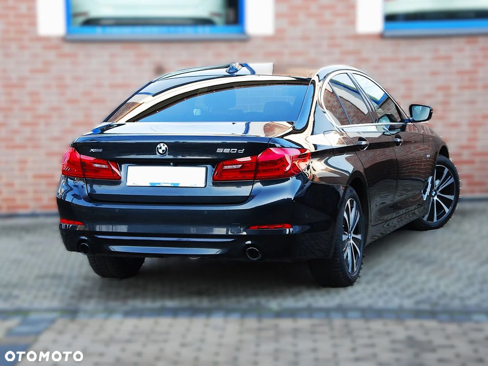 BMW Seria 5 520d xDrive M Sport sport - 17