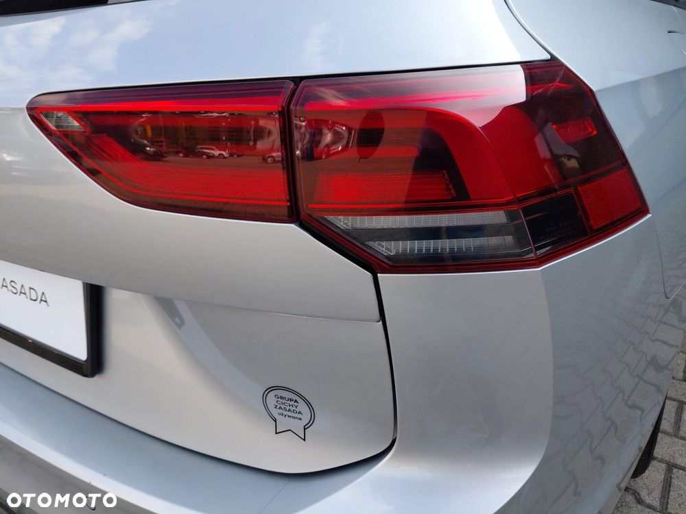 Volkswagen Golf 1.5 TSI EVO Life - 39