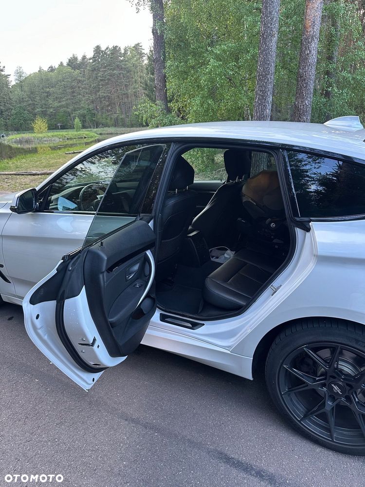 BMW Seria 3 320d M Sport - 19
