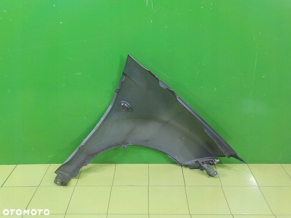 CITROEN C-CROSSER 2.2 HDI 09r 5D blotnik lewy przod - 8