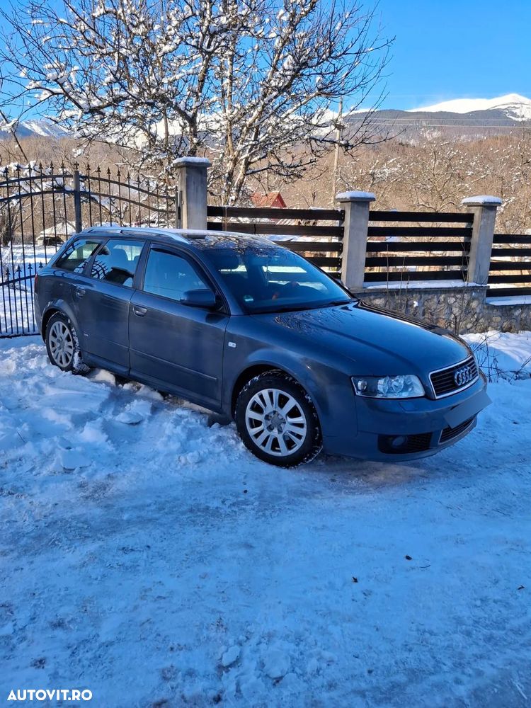 Audi A4 - 1